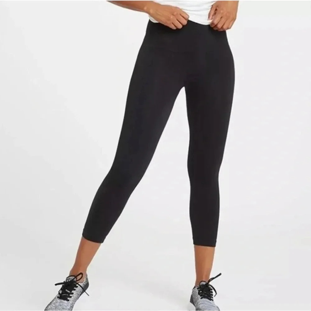 Spanx Seamless Cropped Leggings Stretch Black Size XL
